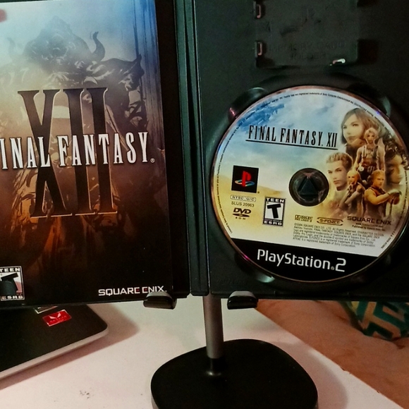 Final Fantasy XII pre-owned - Picture 3 of 4
